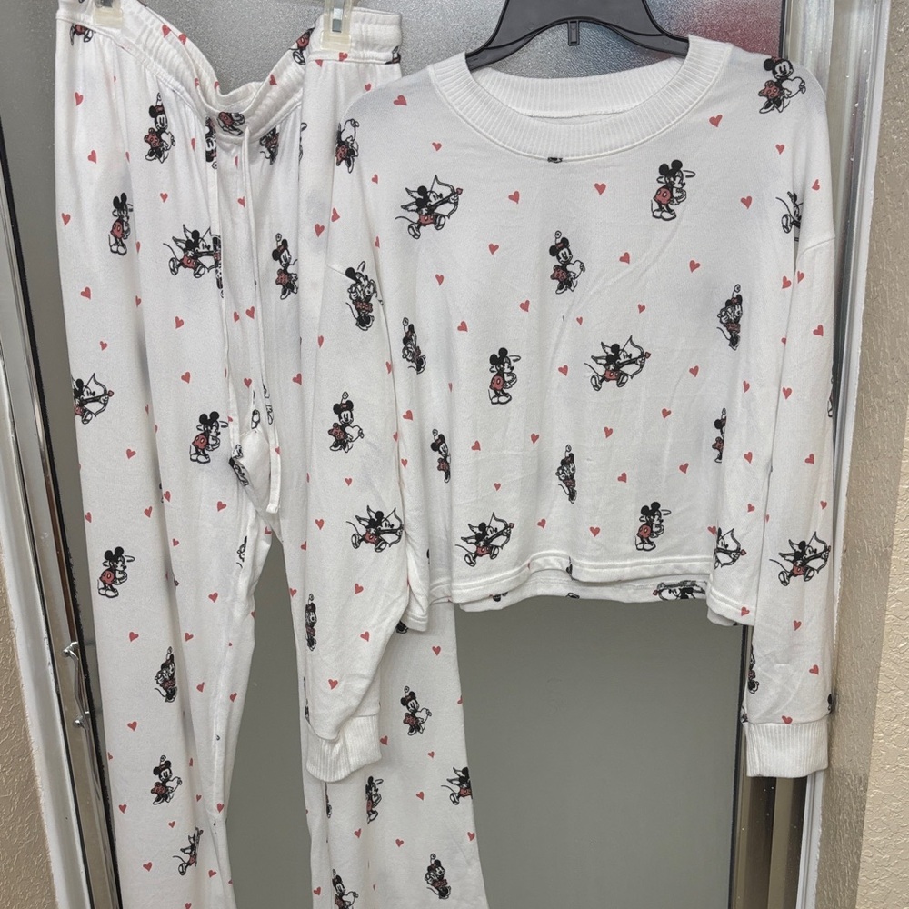 Disney Kids Pajama Set - White with Black and Red